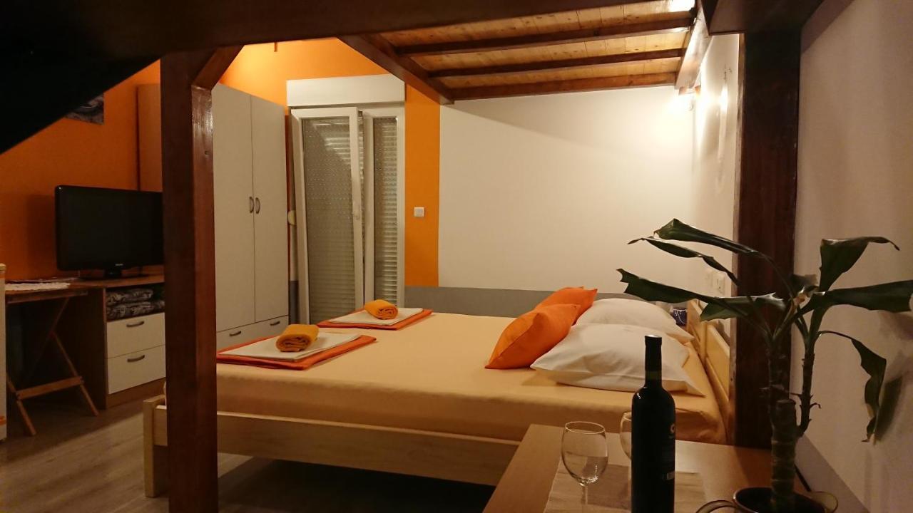 אומיס Apartment Lid מראה חיצוני תמונה